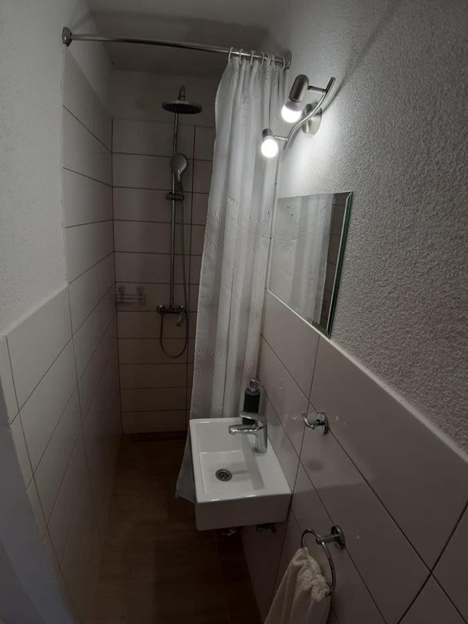 Boni02 Appartement Gdinj Buitenkant foto